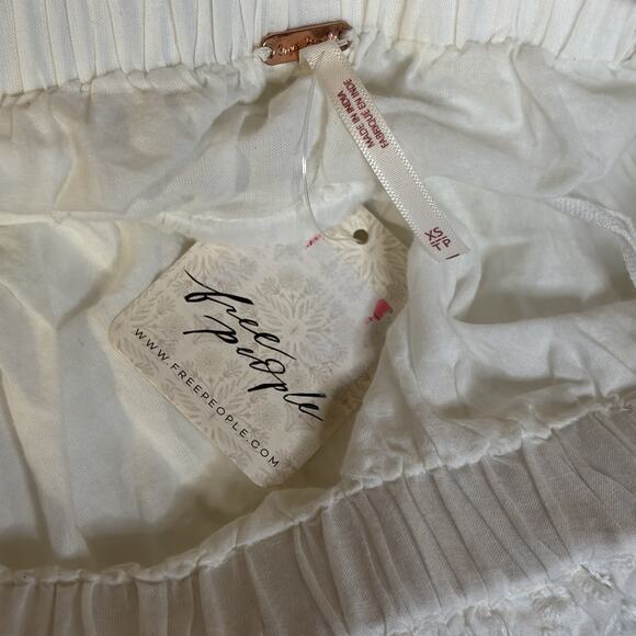 Free People Midnight Cruiser One-Piece Jumpsuit White Eyelets Lined Size XS - Picture 12 of 16